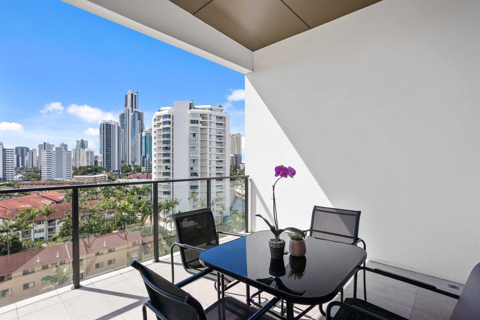 Peninsular Gold Coast Aparthotel Ngoại thất bức ảnh